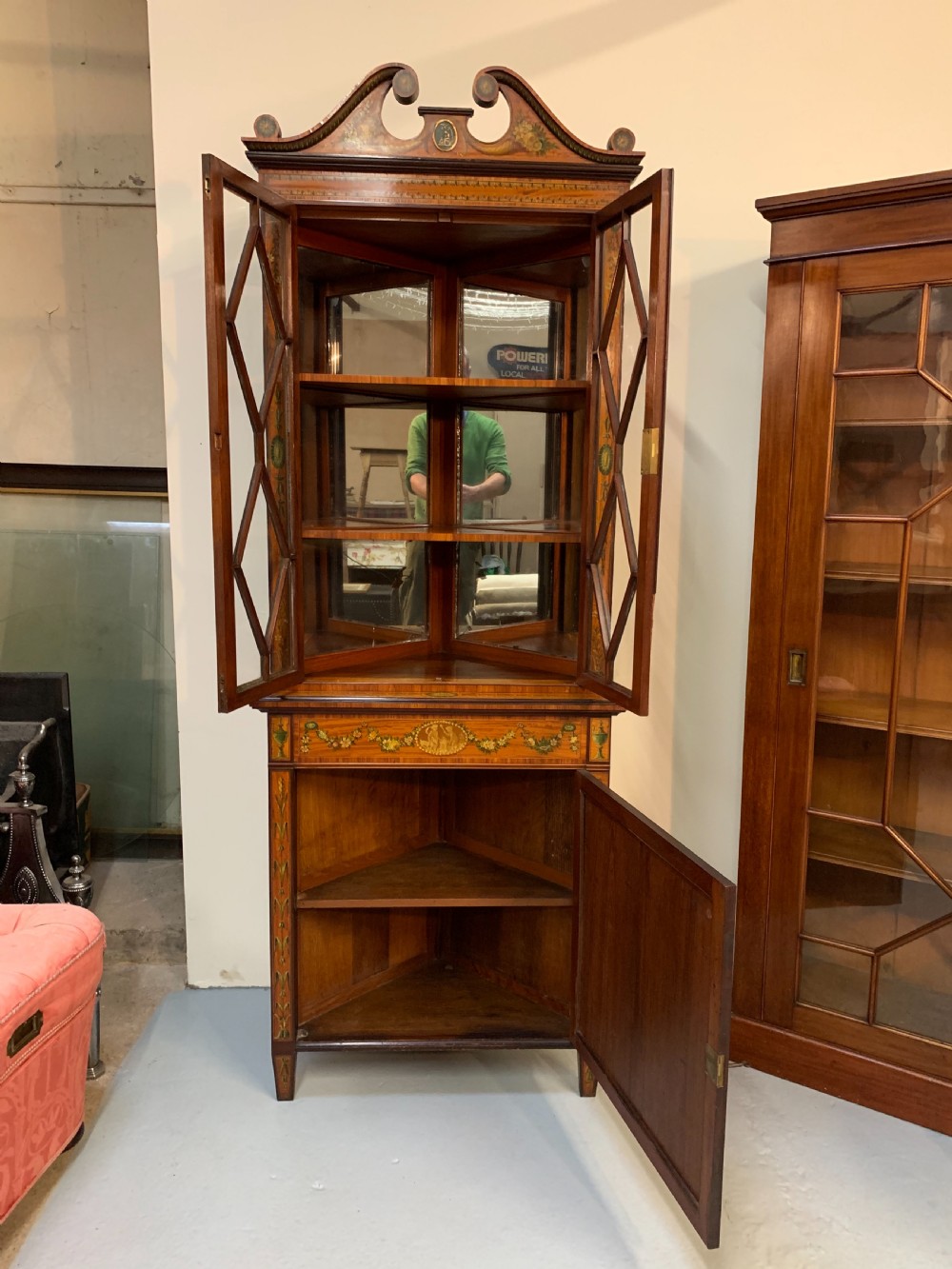 Fine satinwood polychrome decorated corner cupboard  View XVI