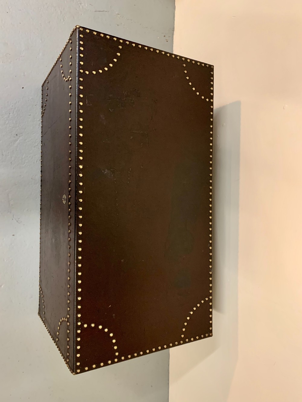Large Scottish leather covered kist View VII