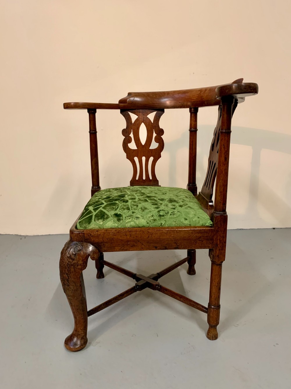 Georgian walnut corner chair  View VI