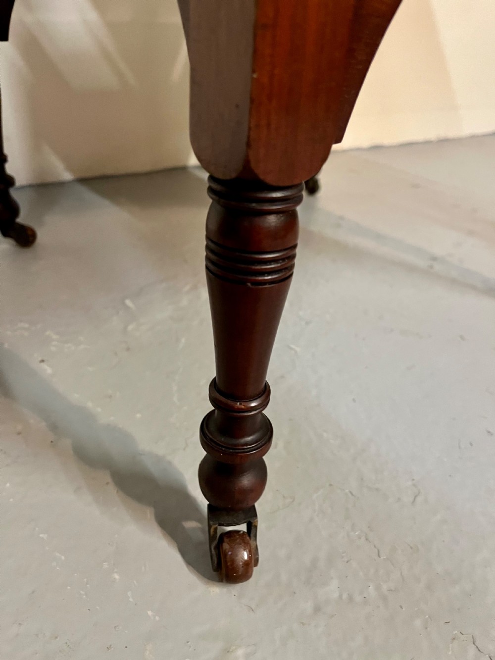 Mahogany lamp table View V