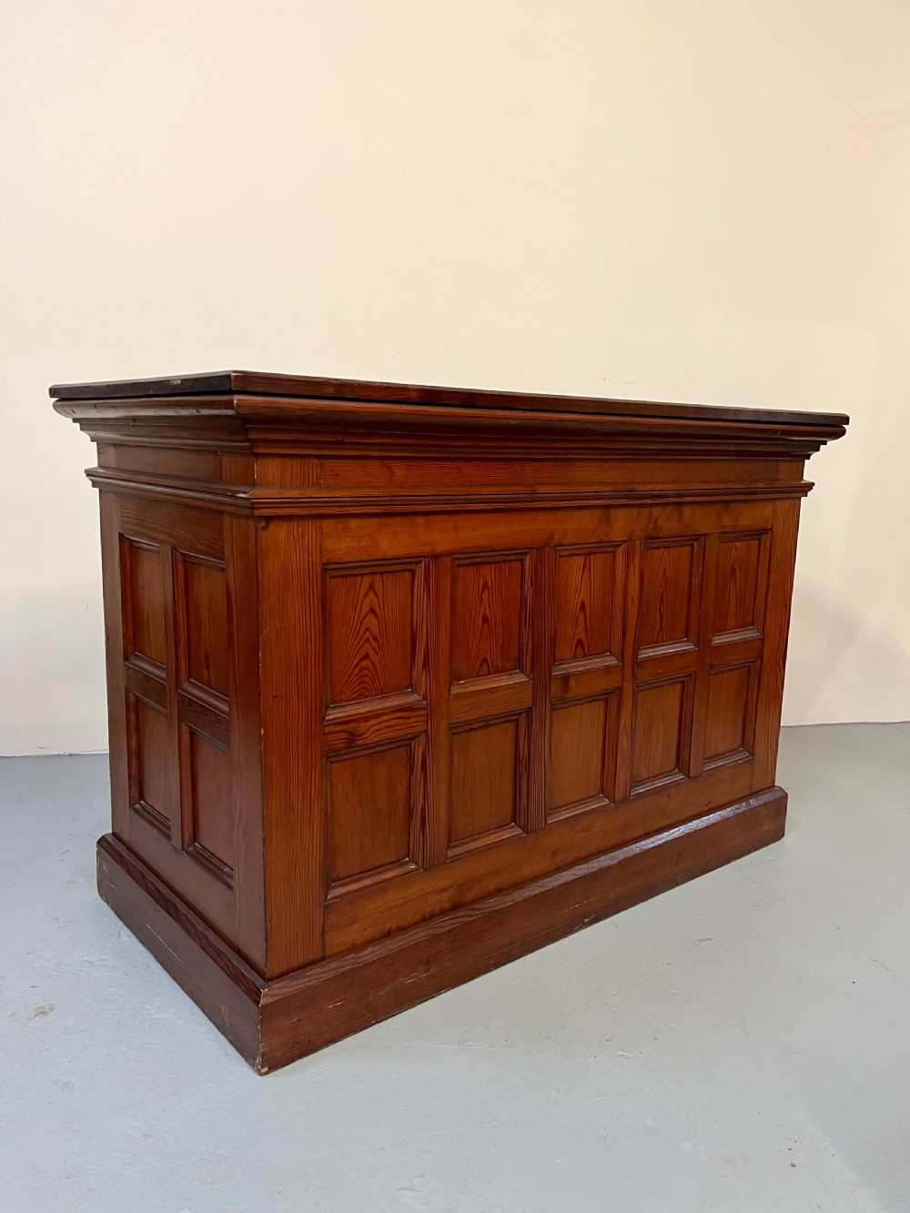 Scottish altar table