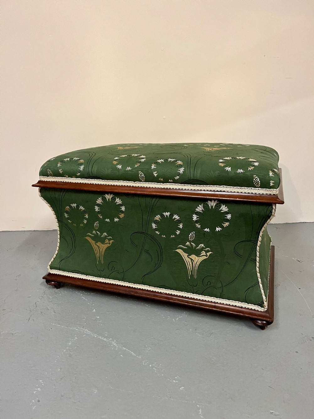 Large ottoman stool View II