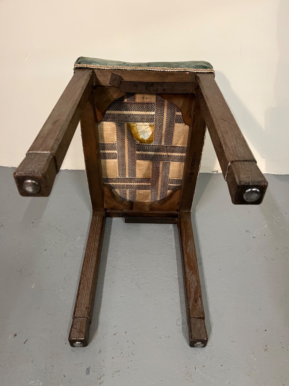 George V1 coronation stool View VIII