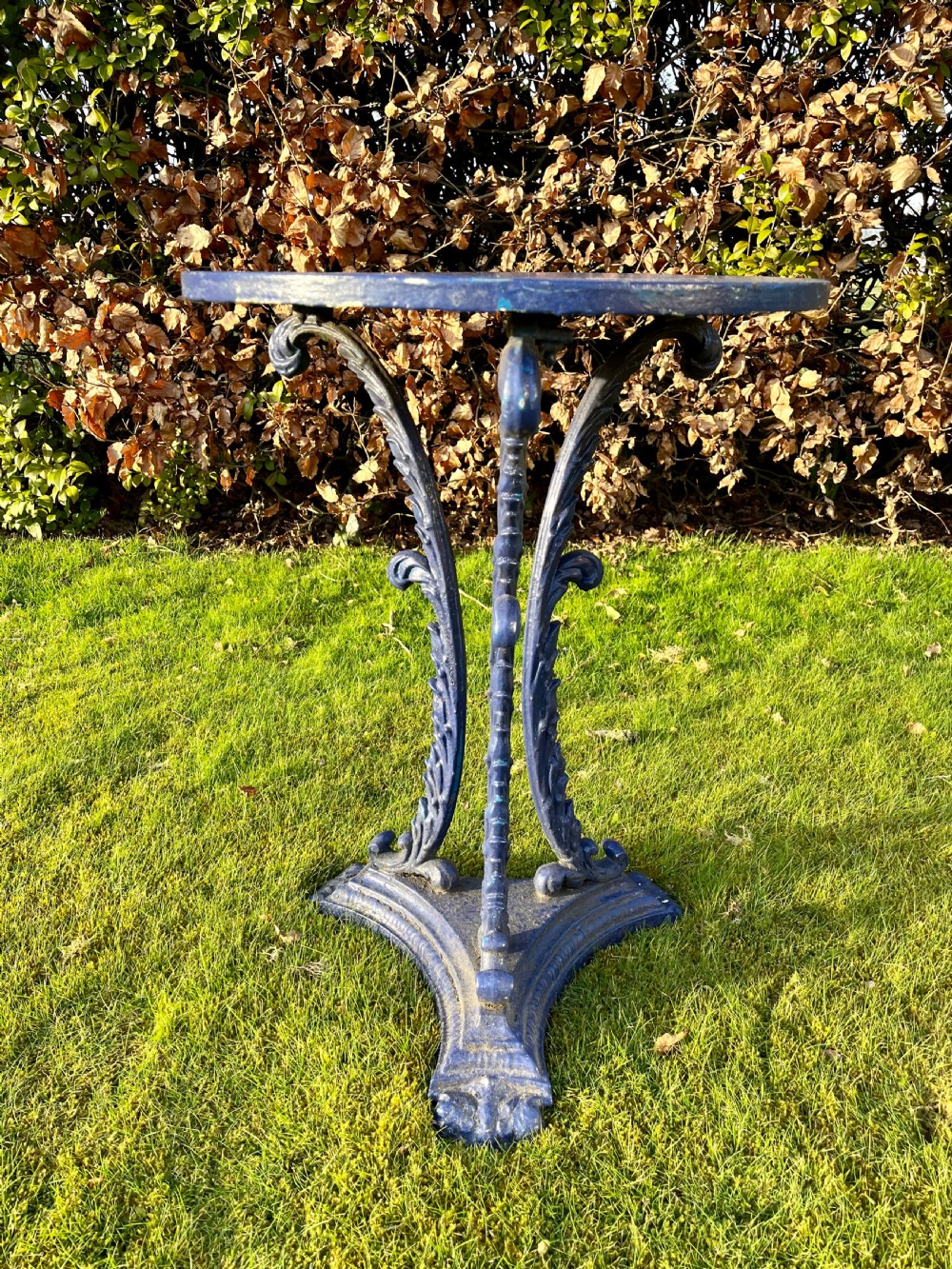 Regency cast iron garden table 