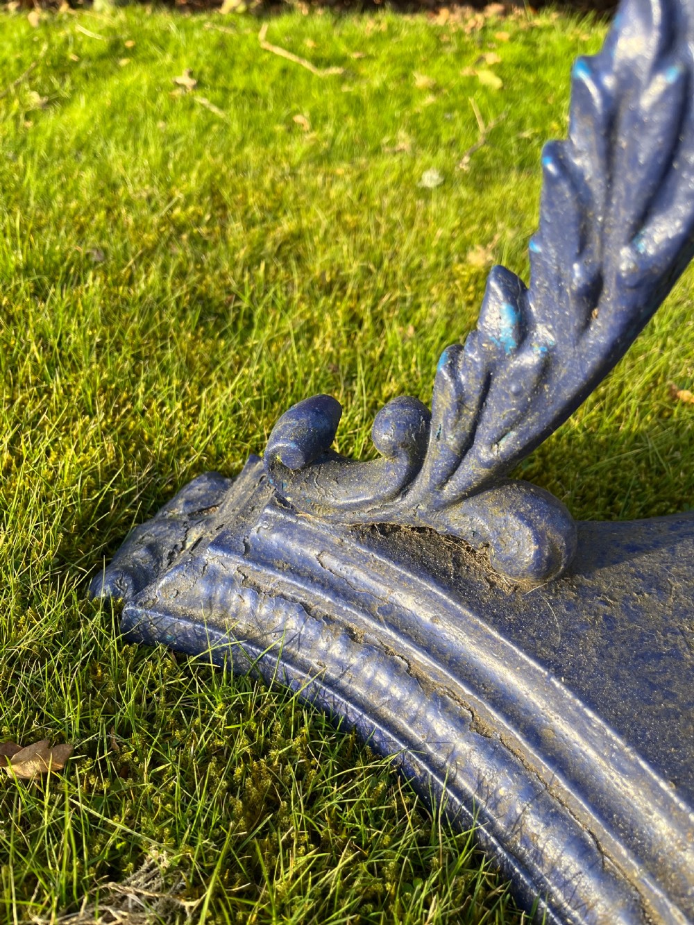Regency cast iron garden table  View V