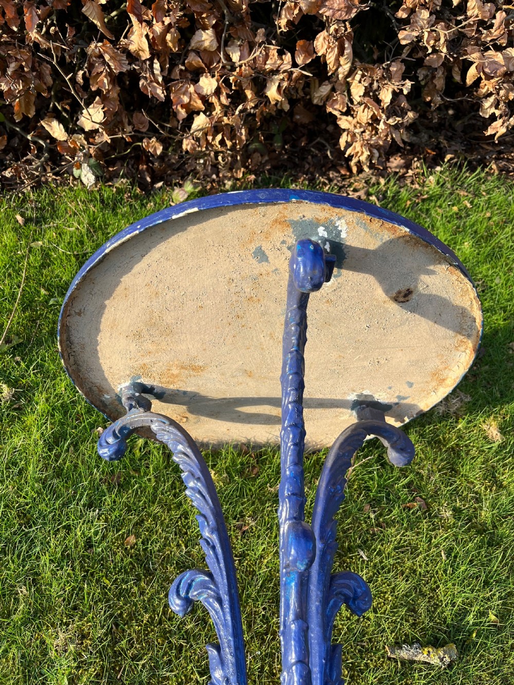 Regency cast iron garden table  View VII