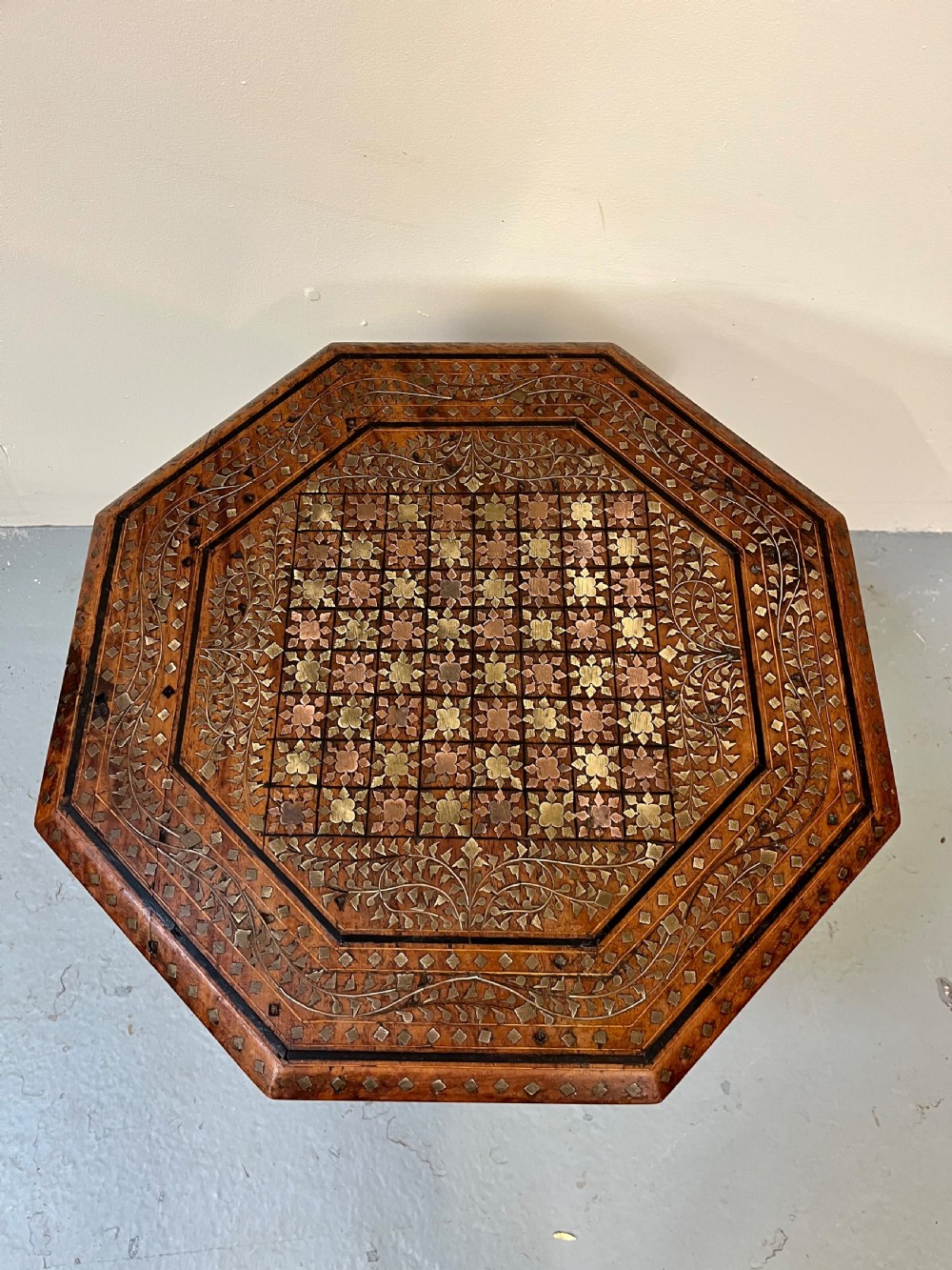 Small Hoshiarpur table  View IV