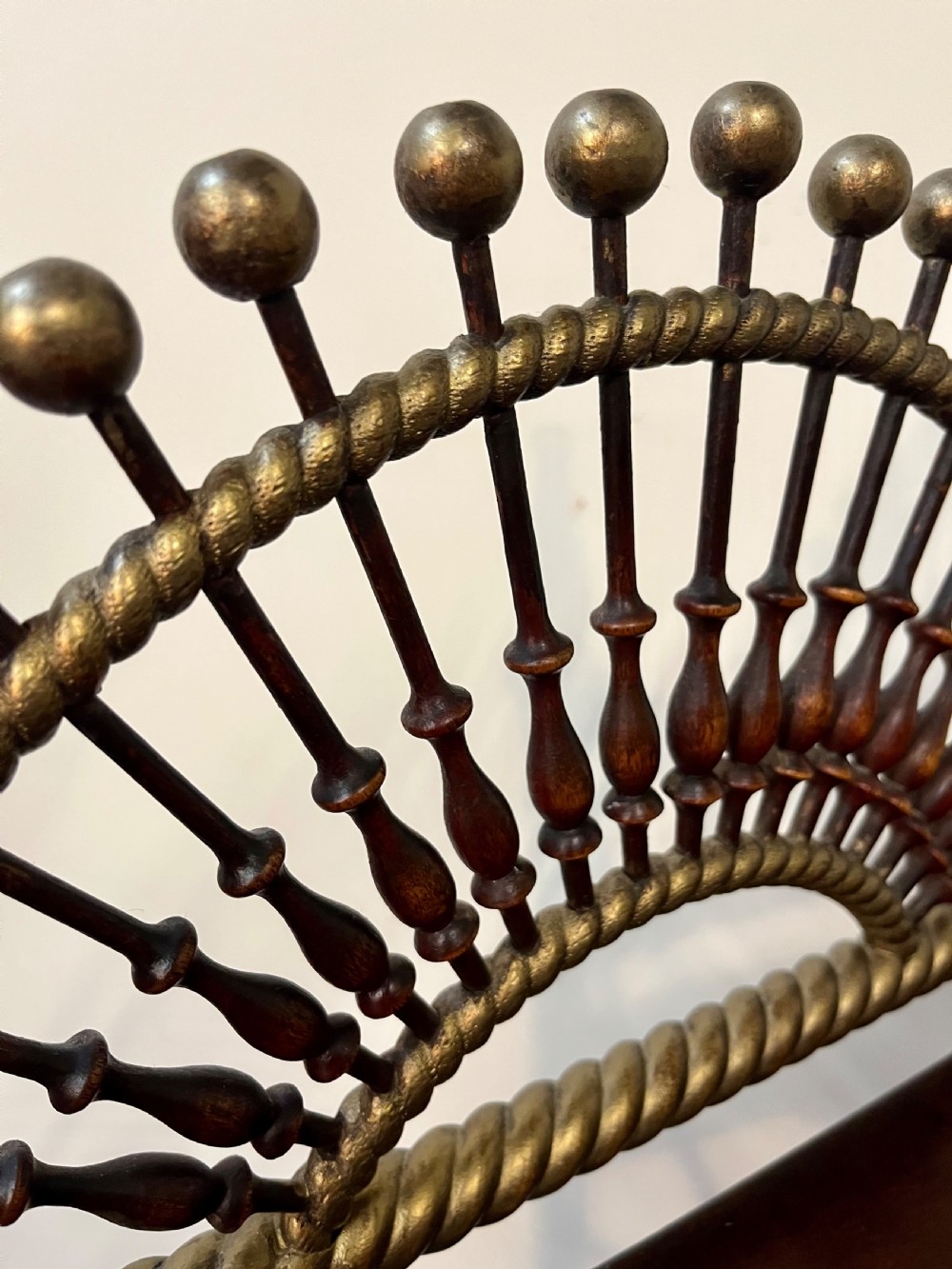 Gilded mahogany etagere View XVI