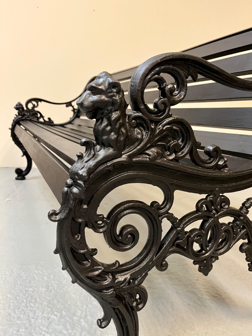 Andrew McLaren garden bench View VII