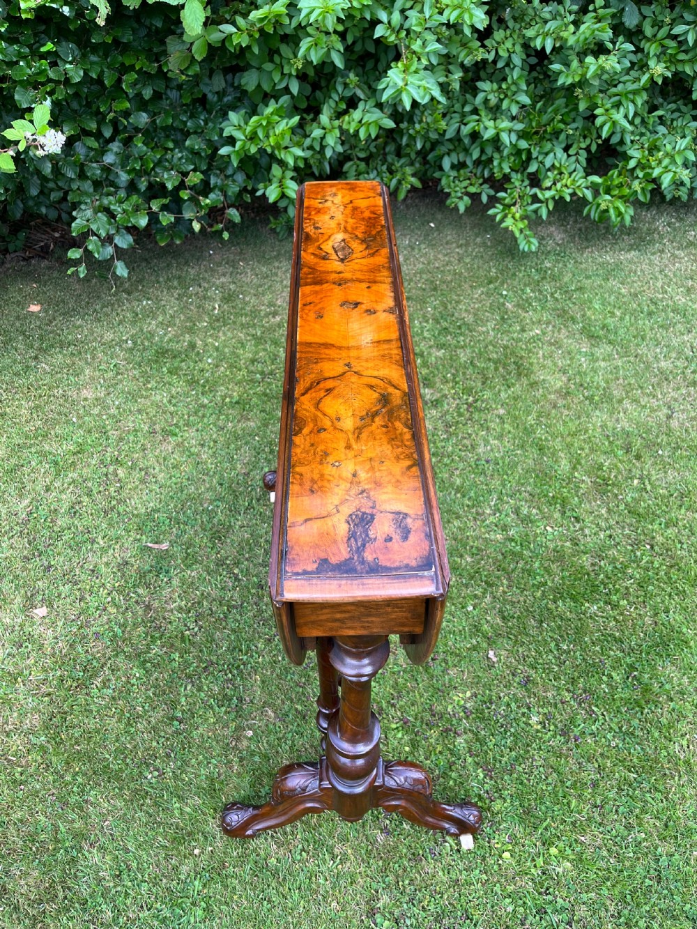 Large walnut sutherland table View III