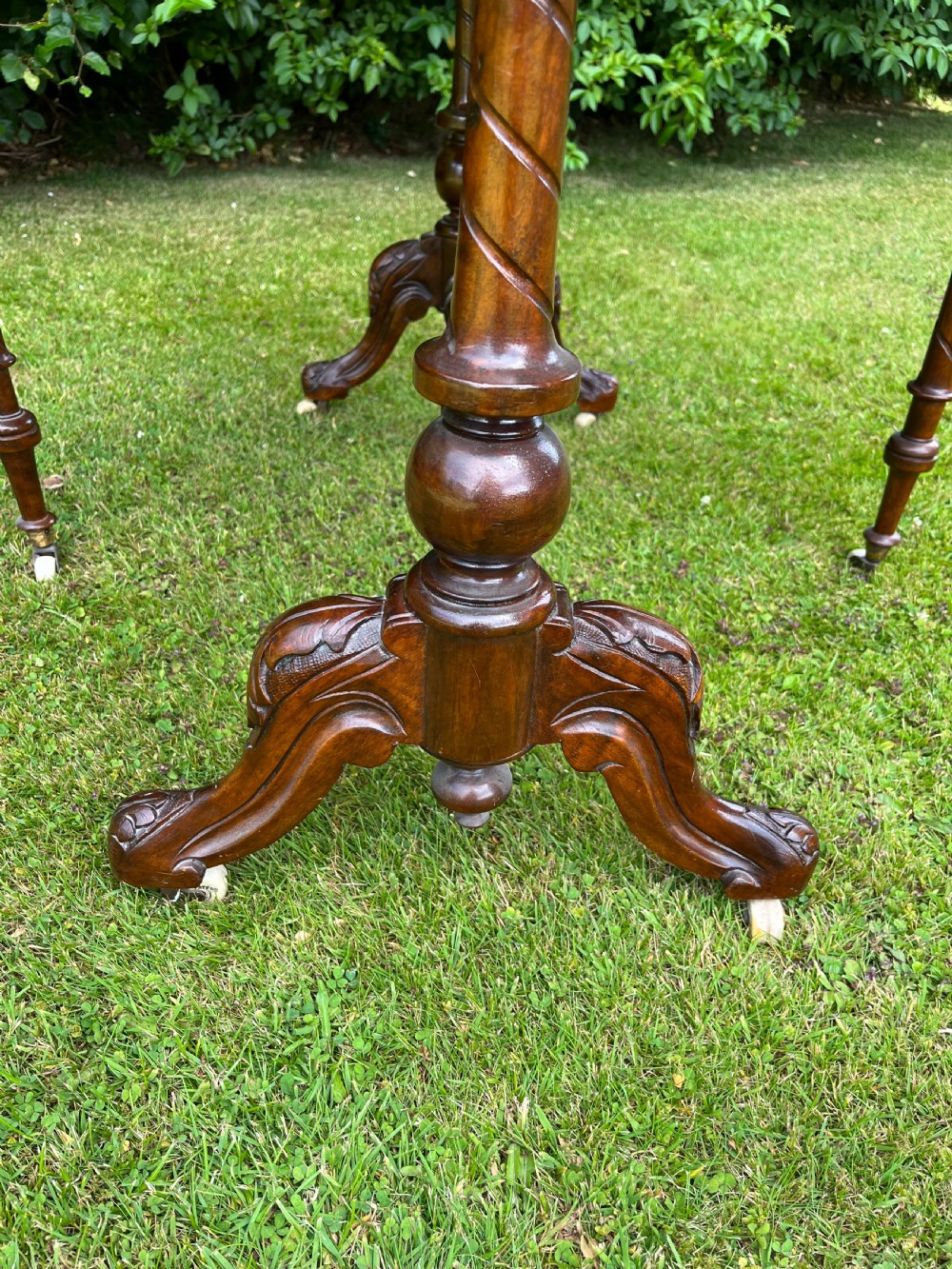 Large walnut sutherland table View VII