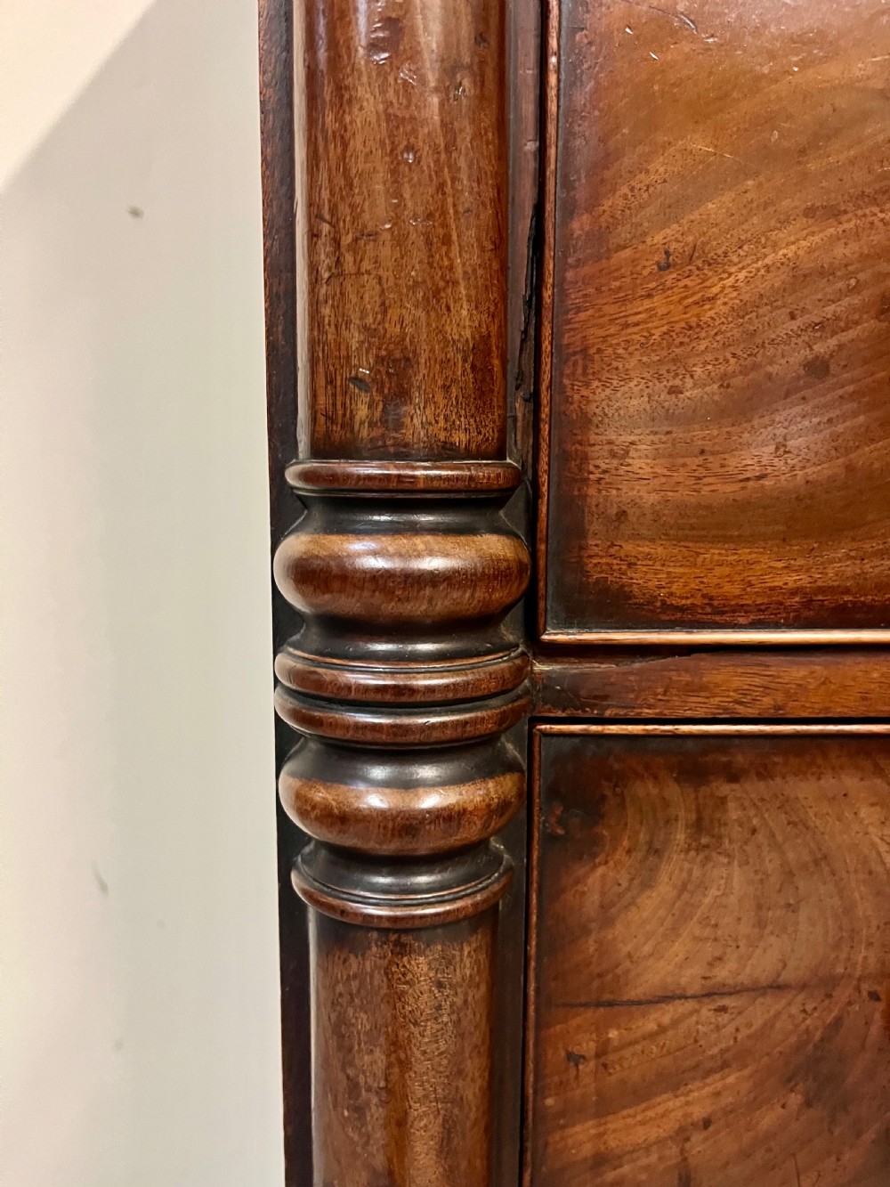 Large mahogany chest of drawers  View XIX
