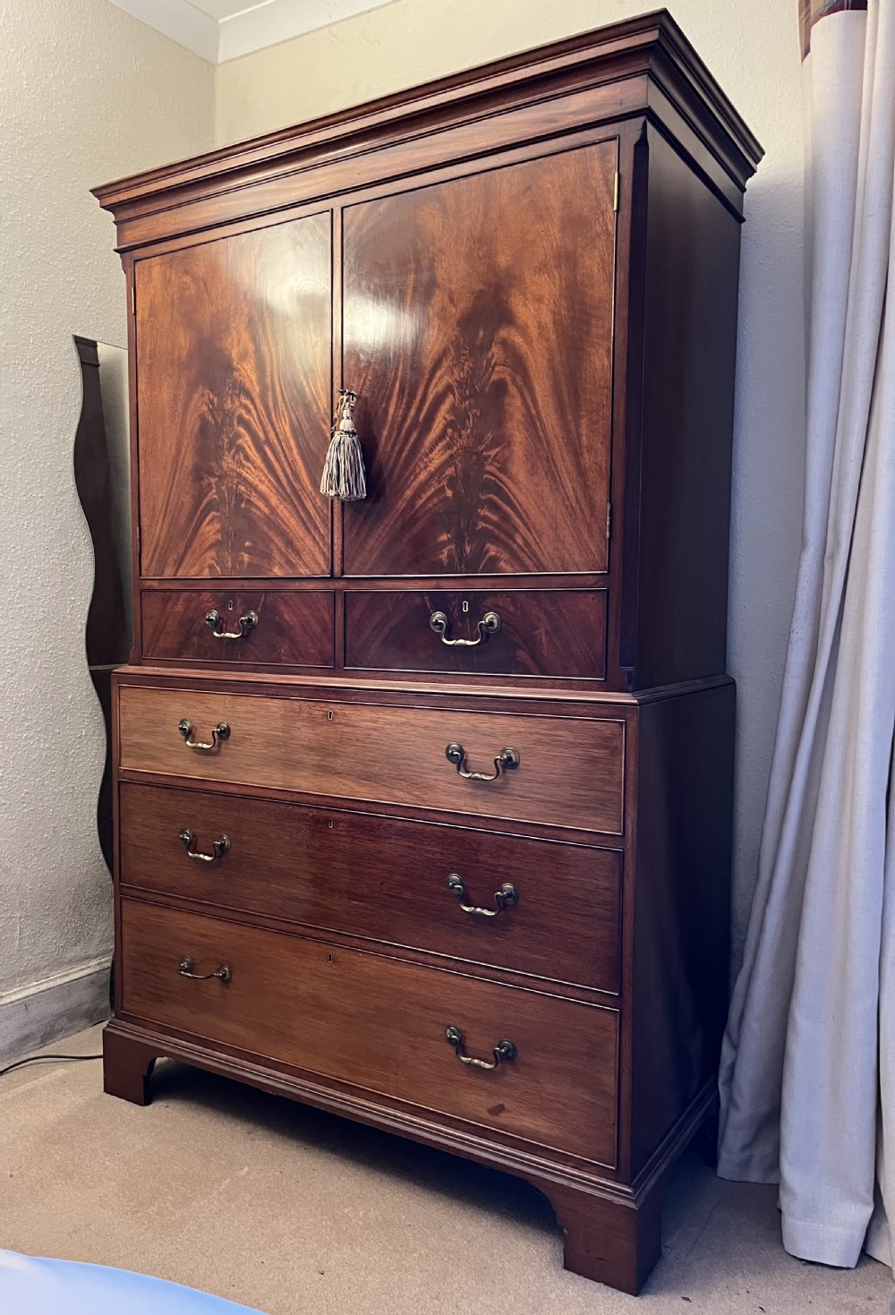 Howard & Son Mahogany linen press View II