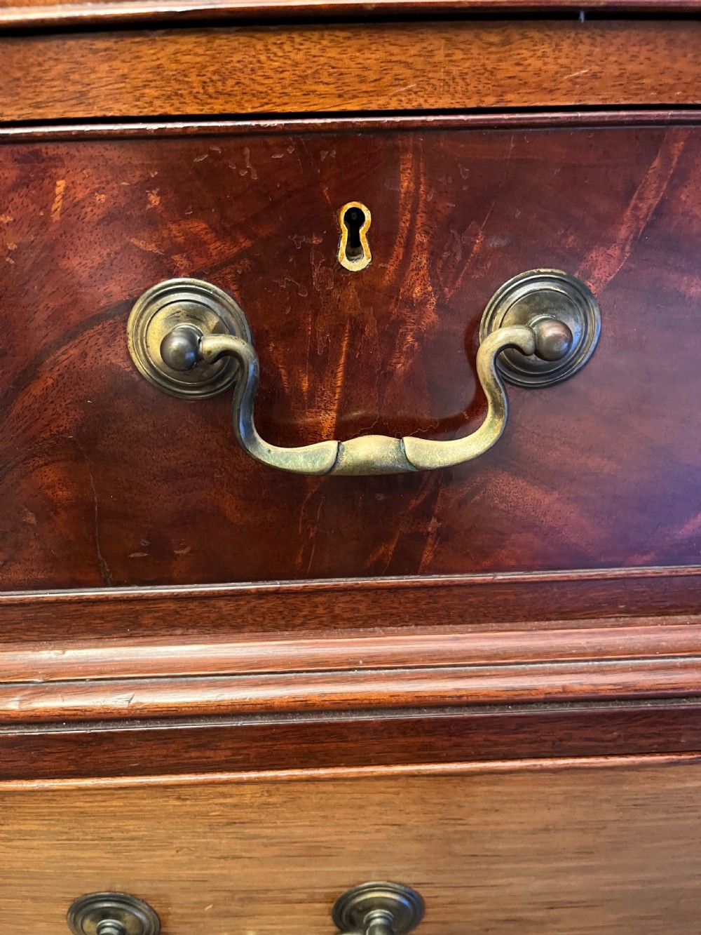 Howard & Son Mahogany linen press View III