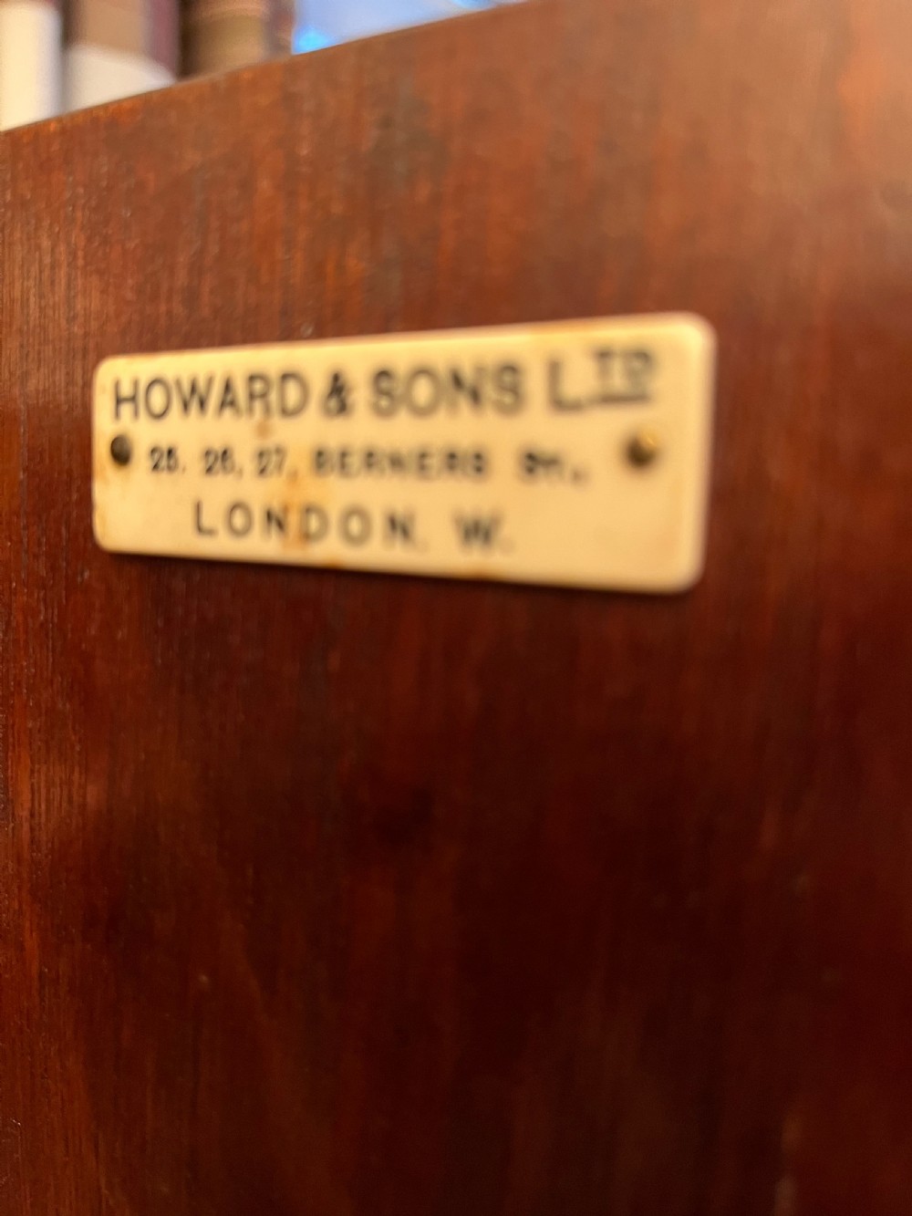 Howard & Son Mahogany linen press View V