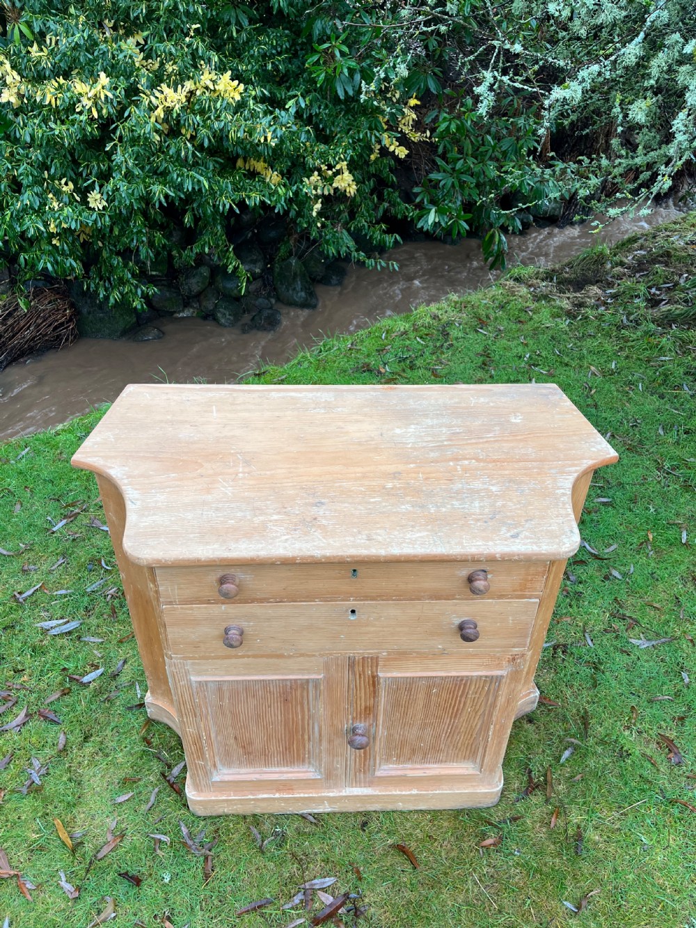 Regency pine side cabinet  View XIII