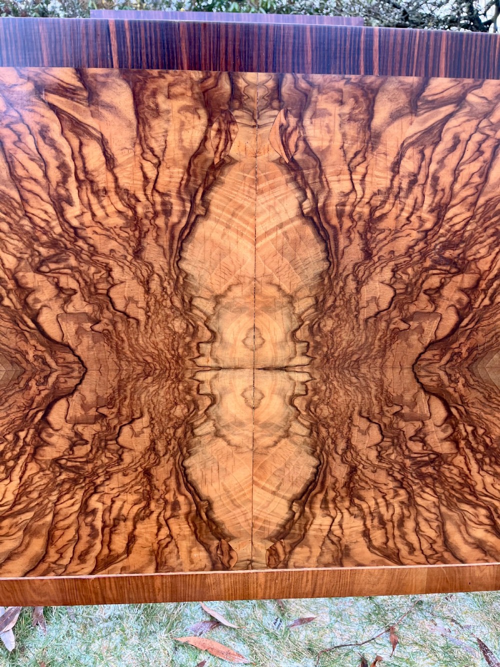 Art deco double bed View XIII