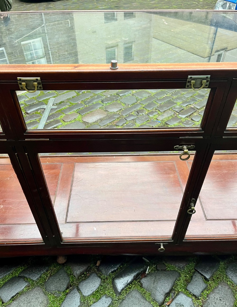 Very large shop counter display cabinet  View XIII