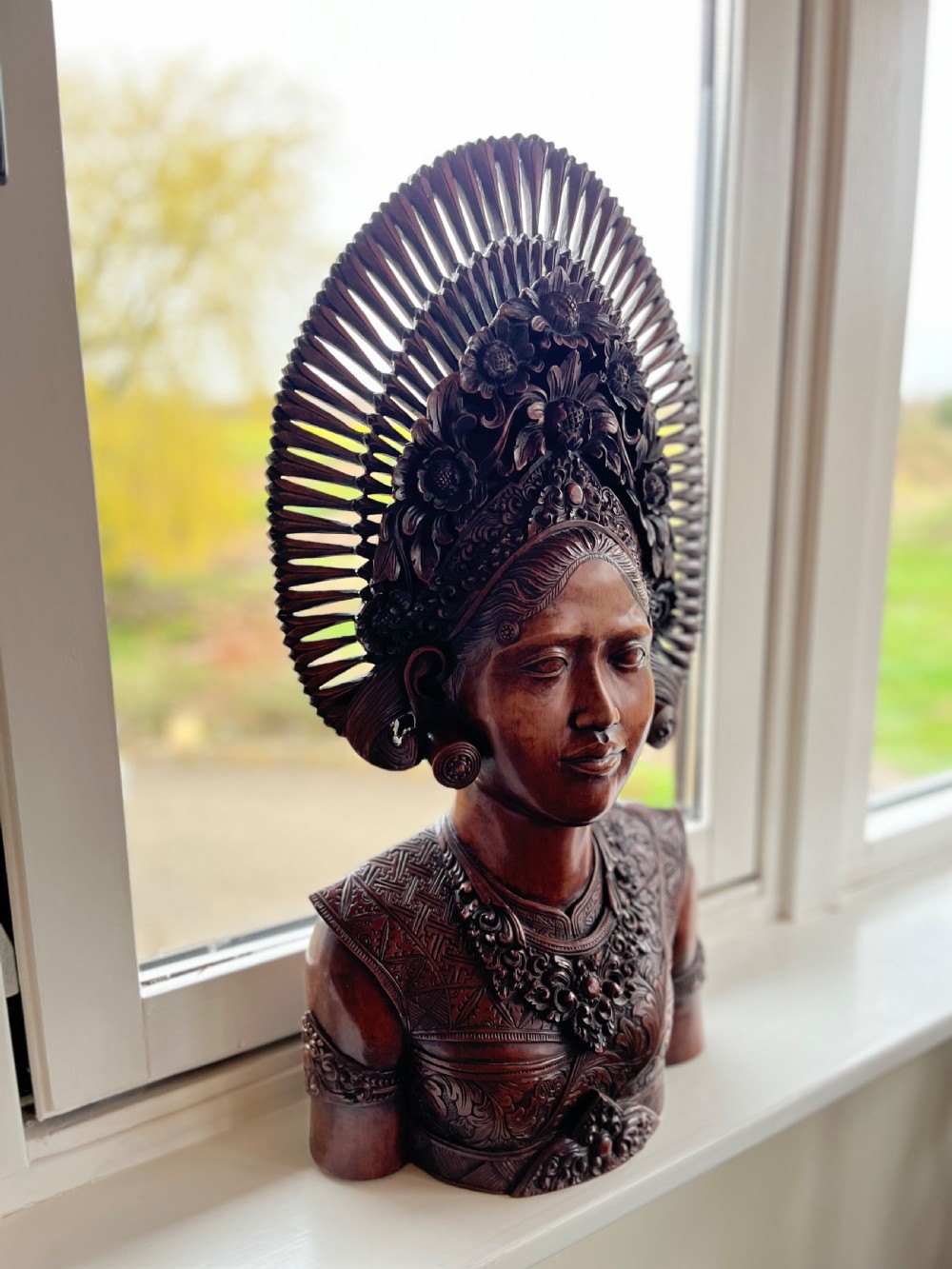 Finely carved Balinese bust View VI