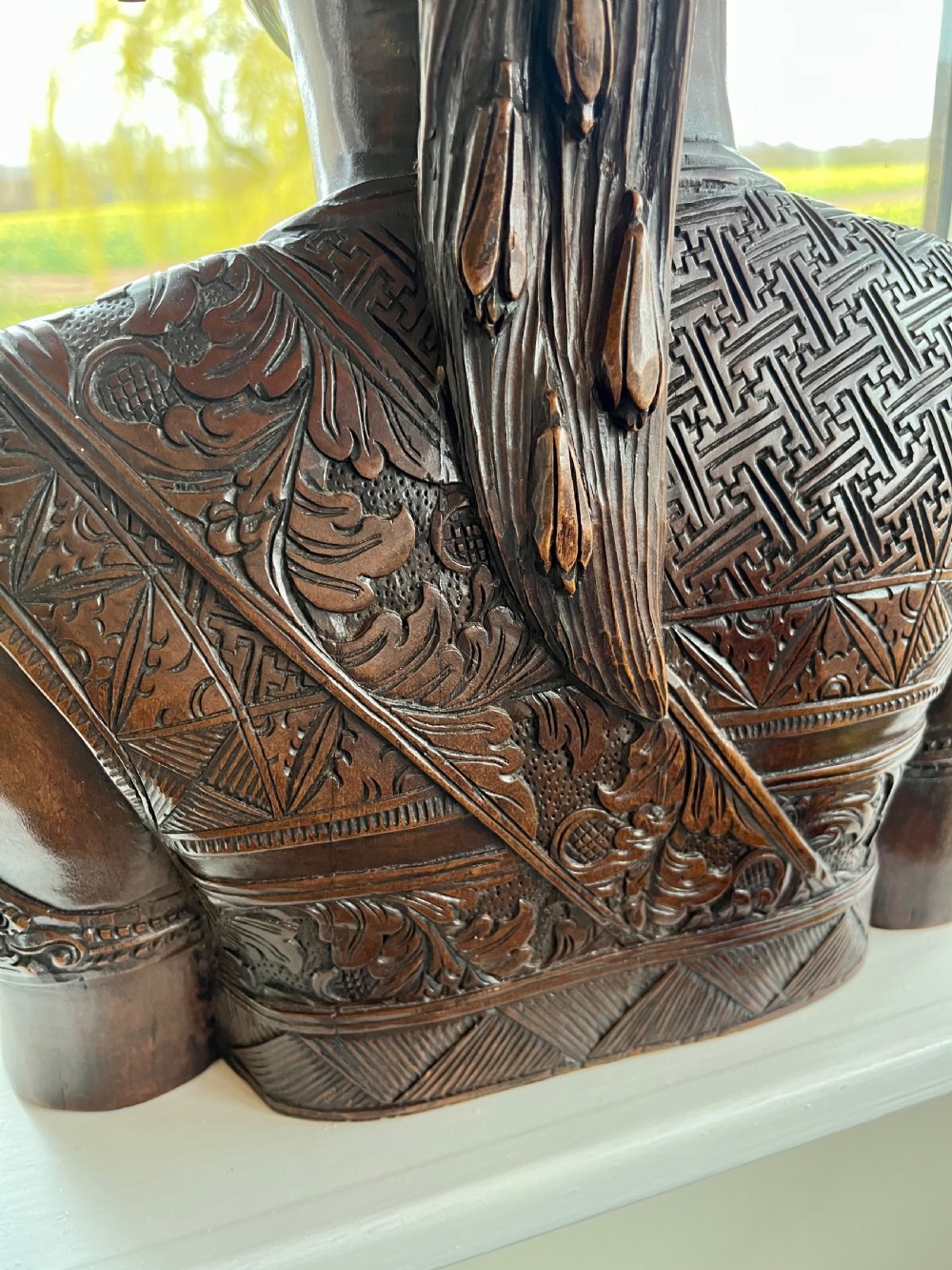 Finely carved Balinese bust View IX