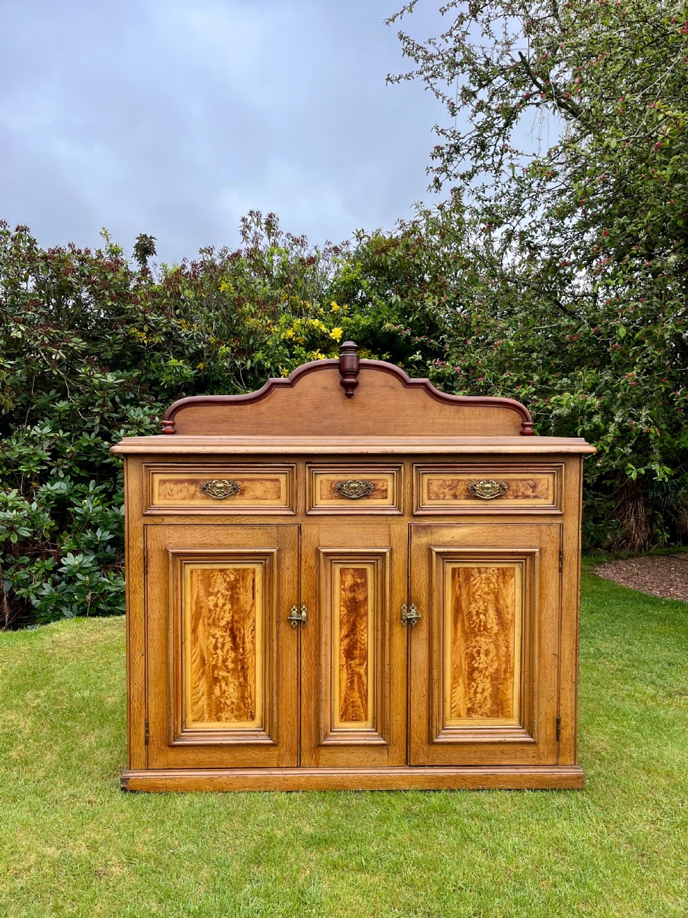 Scottish dresser base