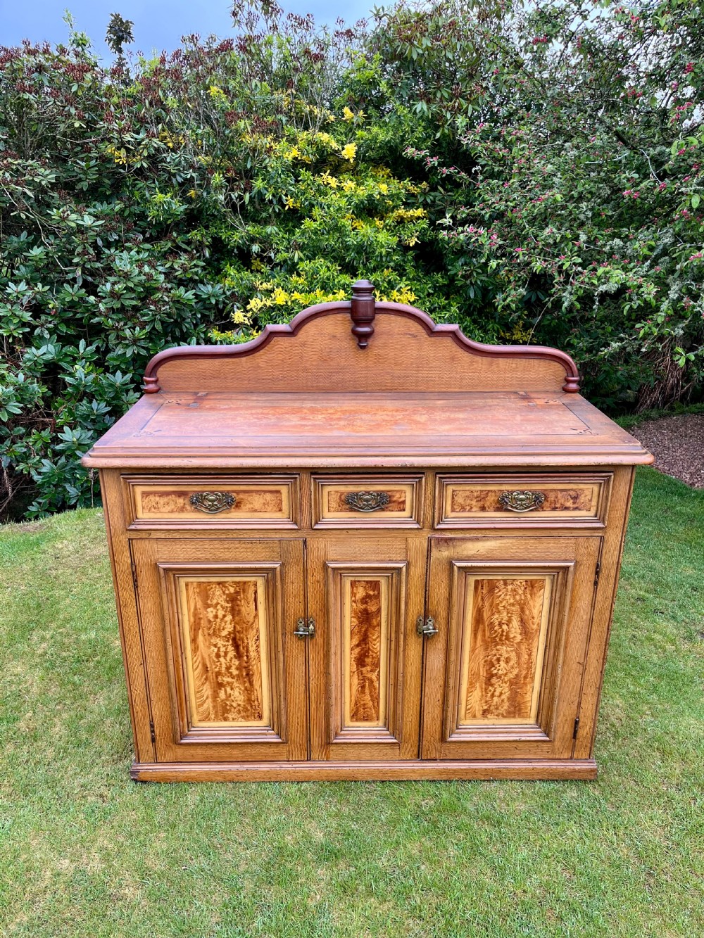 Scottish dresser base View II