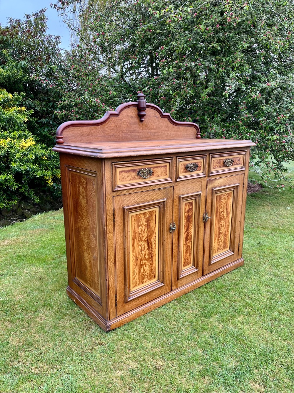 Scottish dresser base View III