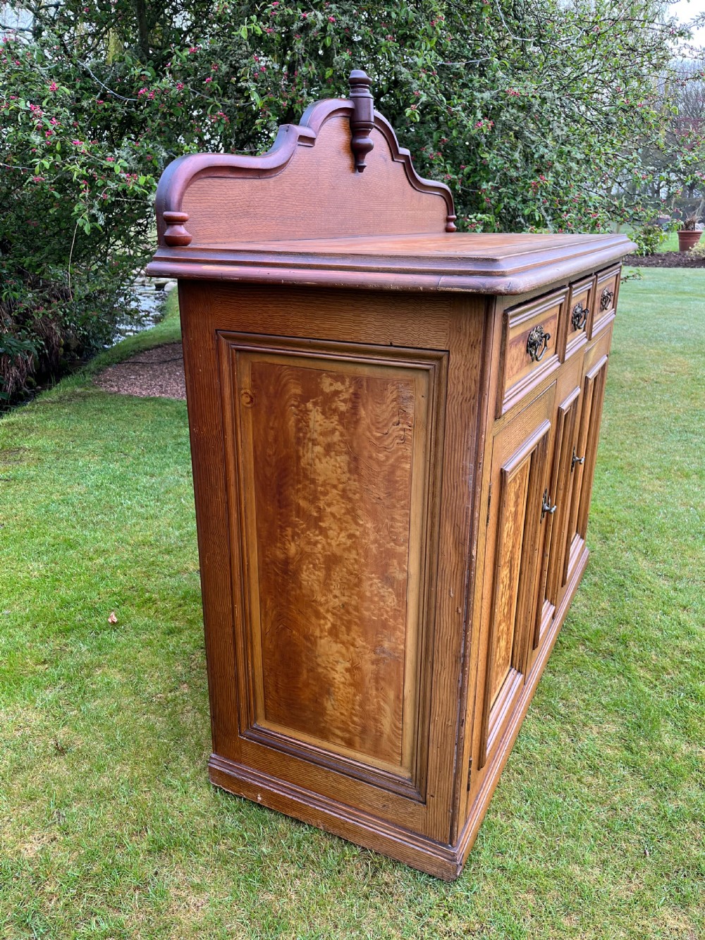 Scottish dresser base View IV