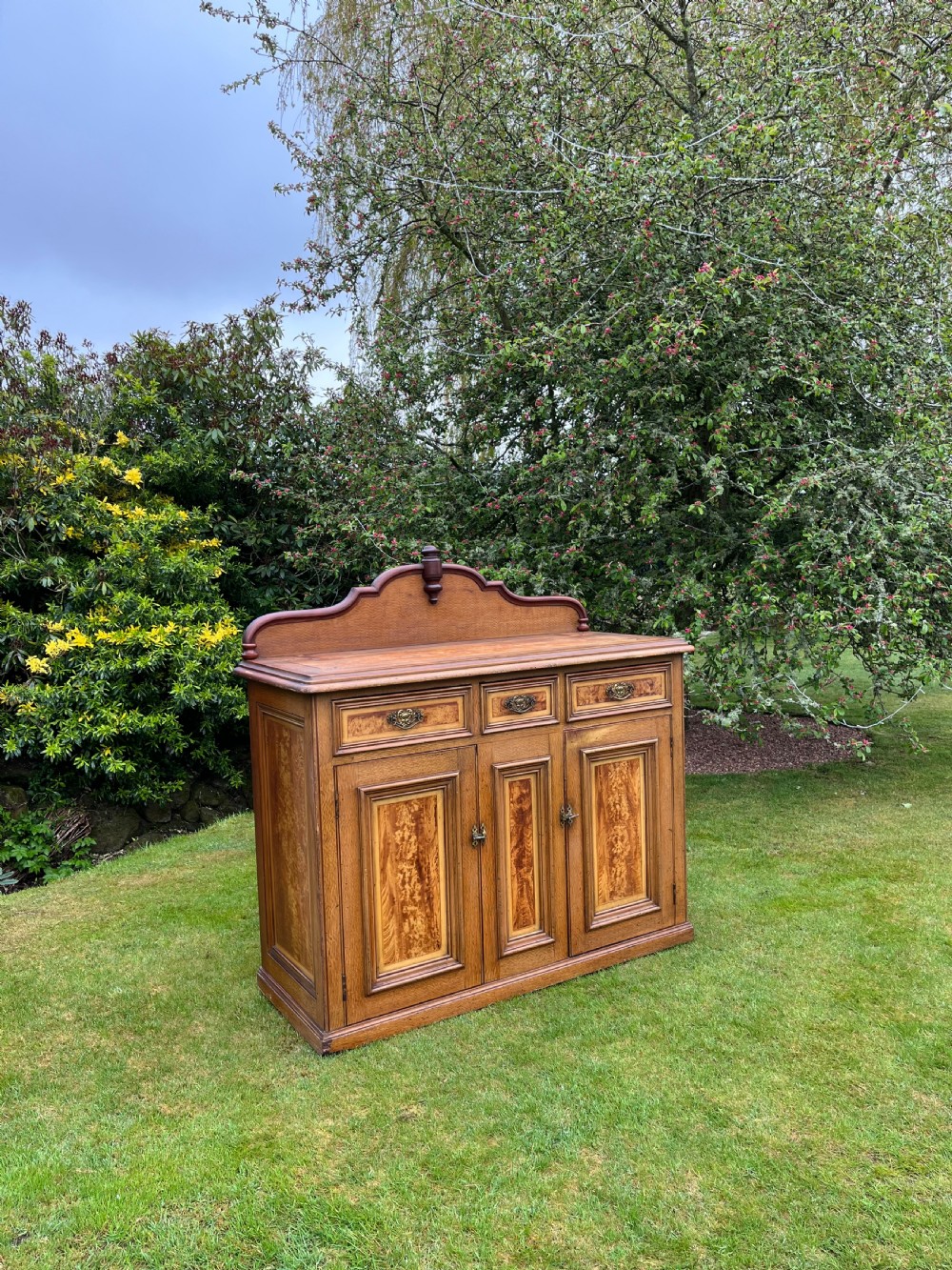 Scottish dresser base View XVII