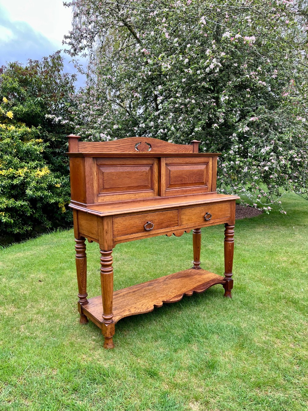 Arts and crafts oak console table View XV