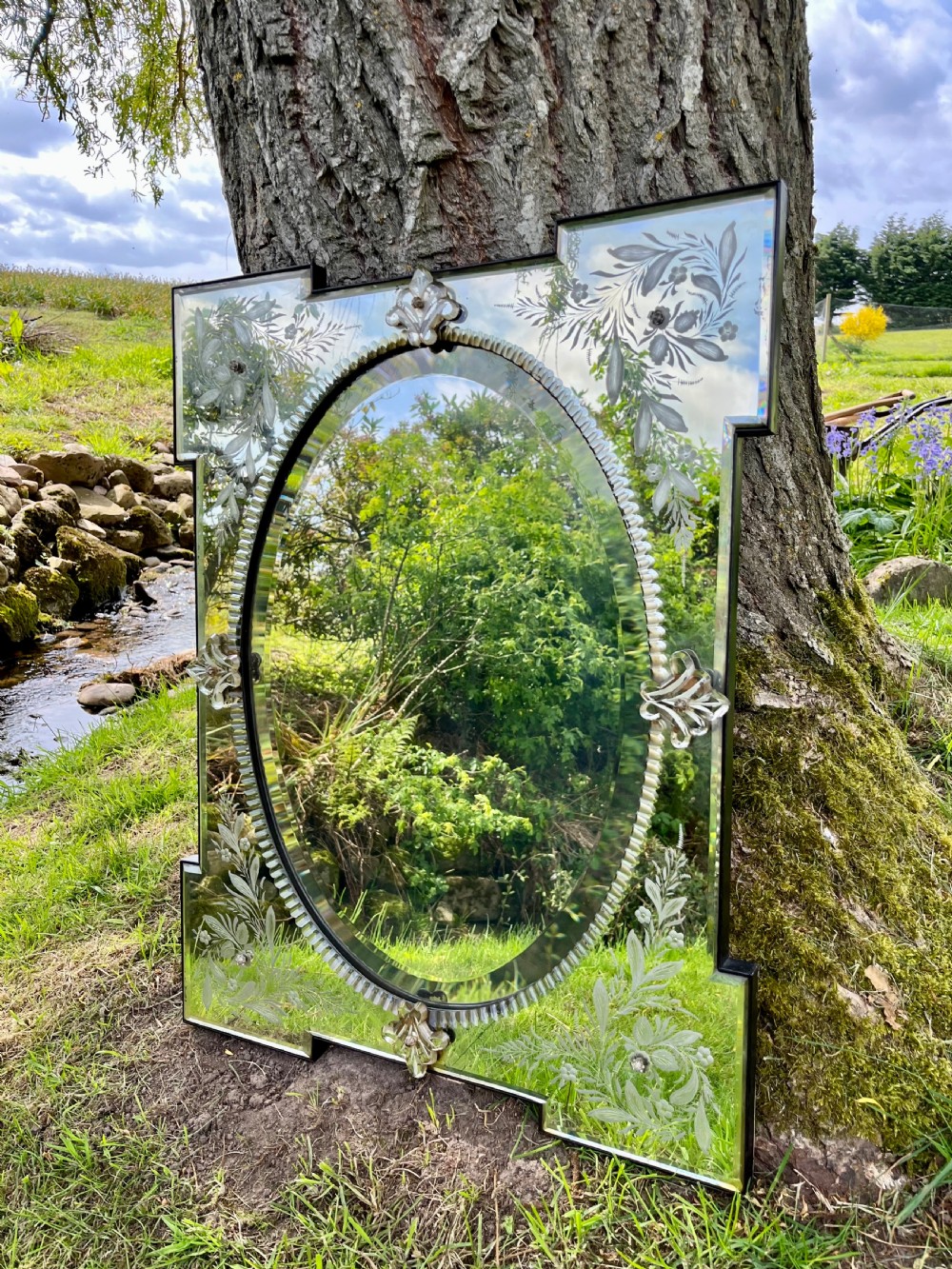 Venetian mirror 