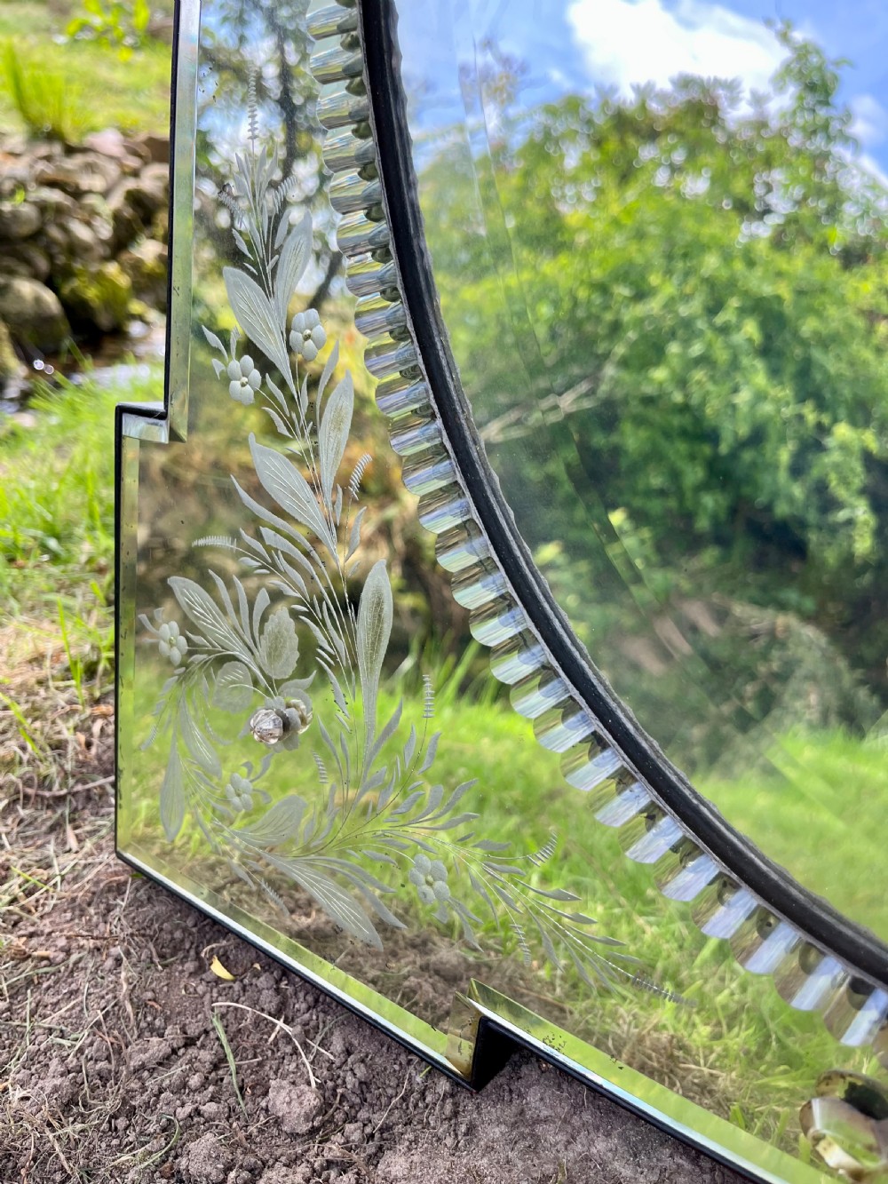 Venetian mirror  View X