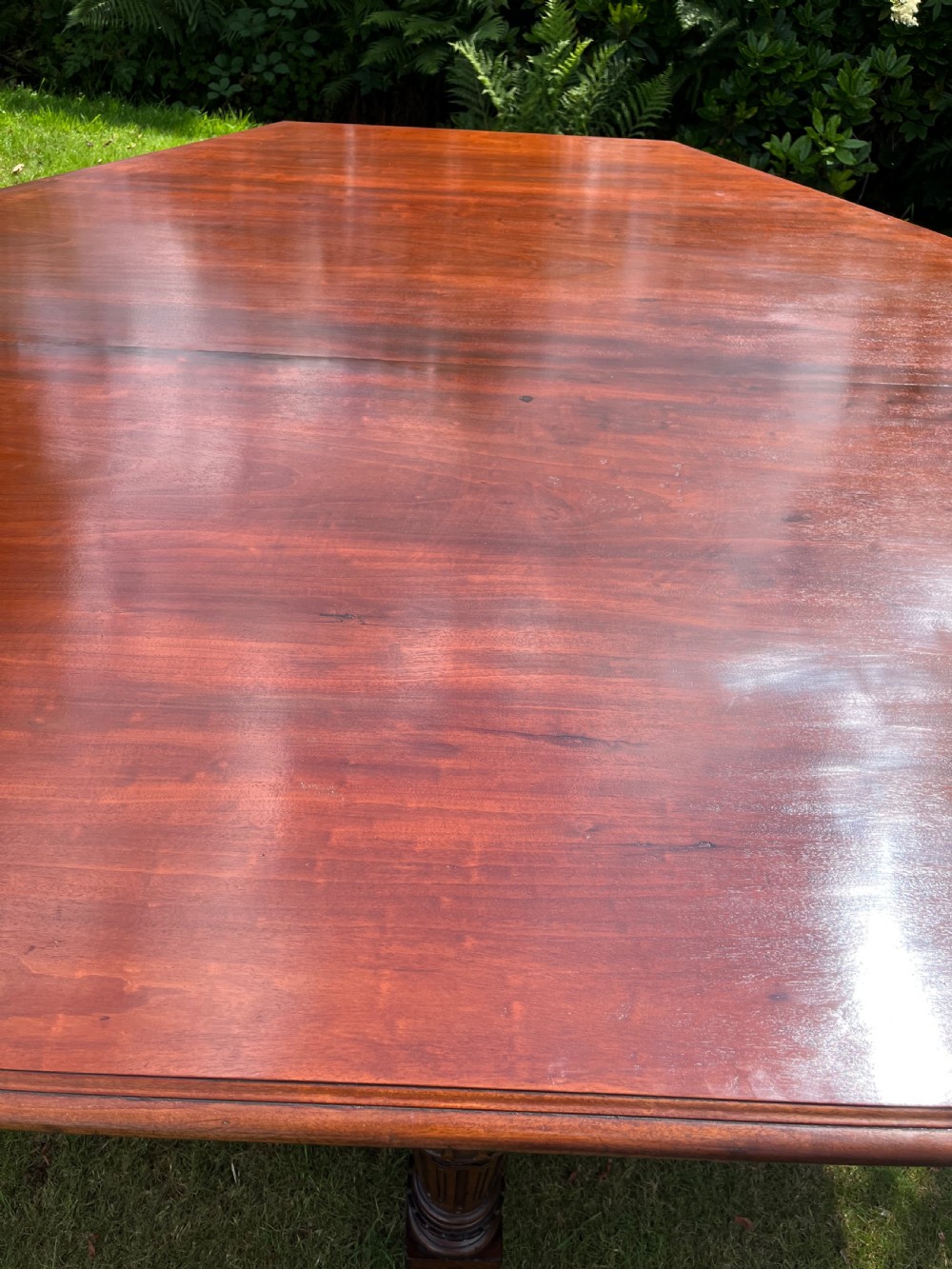 Large octagonal mahogany dining table  View XV
