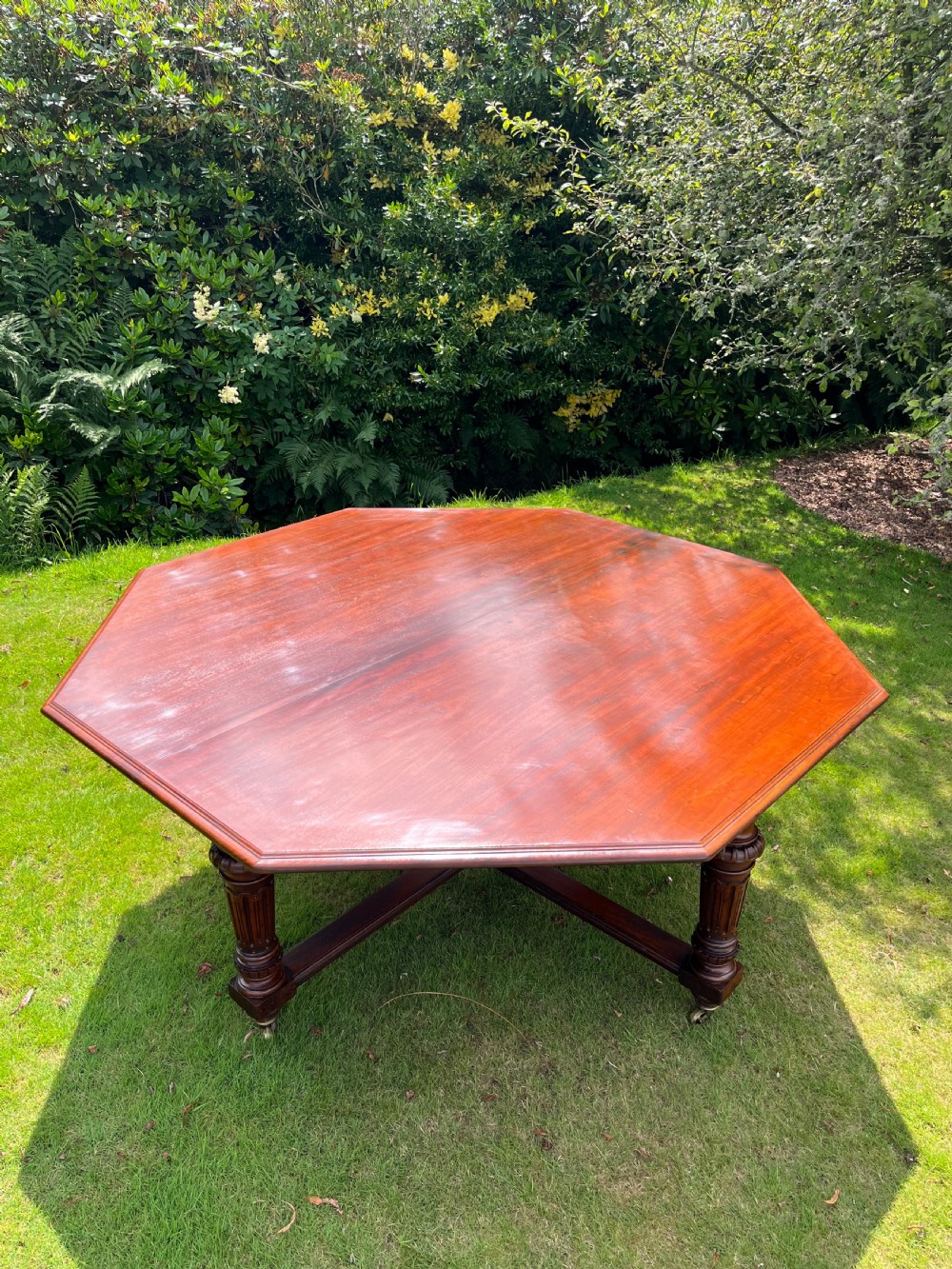 Large octagonal mahogany dining table  View XIX