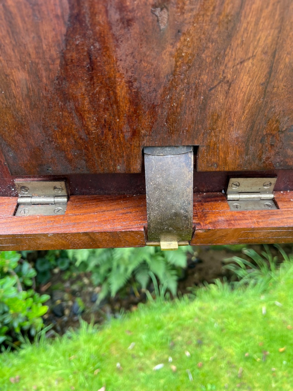 Anglo Indian tray table View XVIII