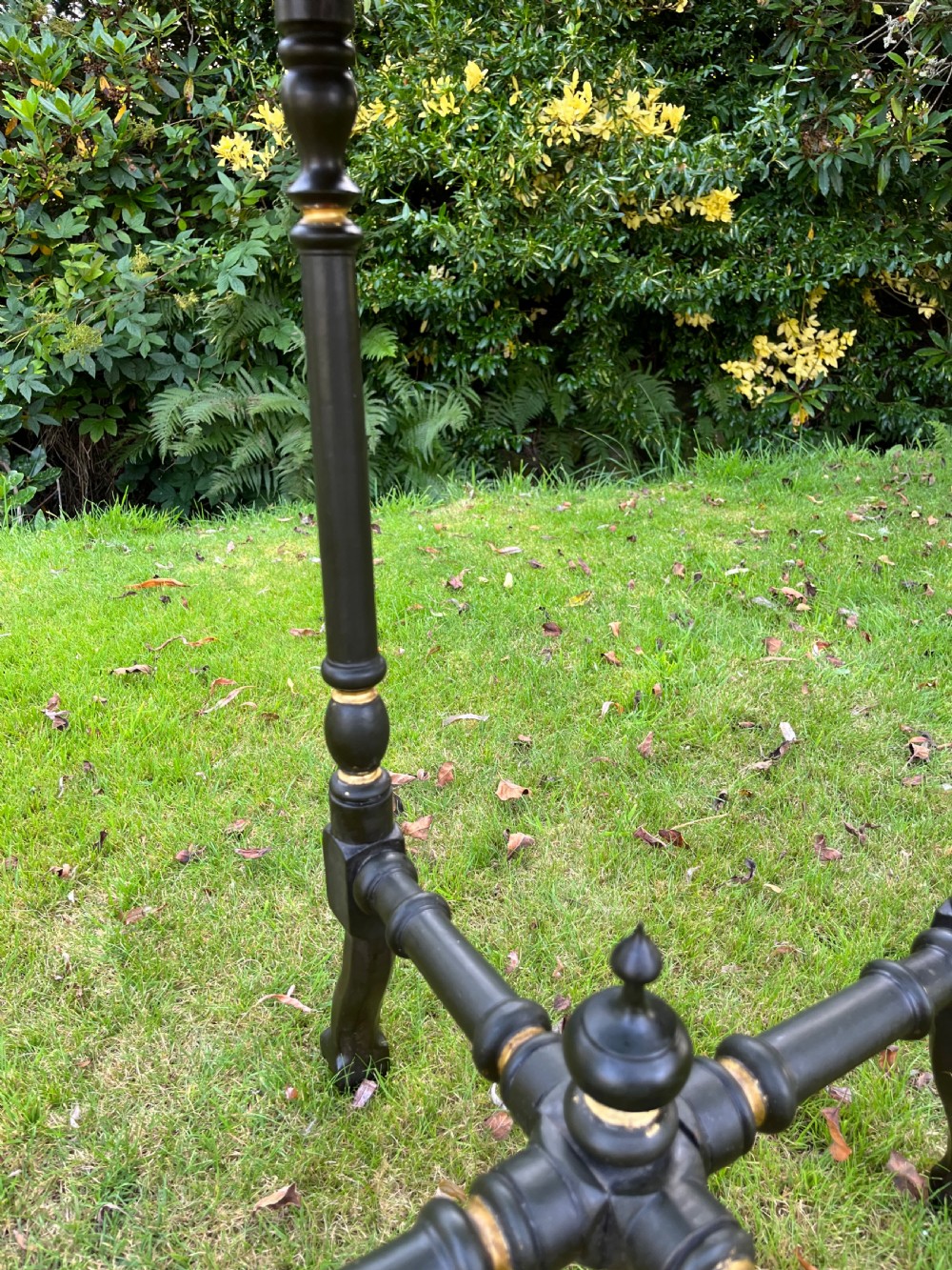 Chinoiserie occasional table  View X