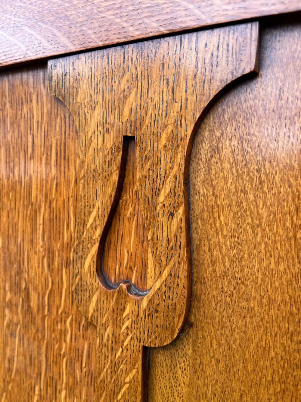 Arts and crafts hall stand View XIII