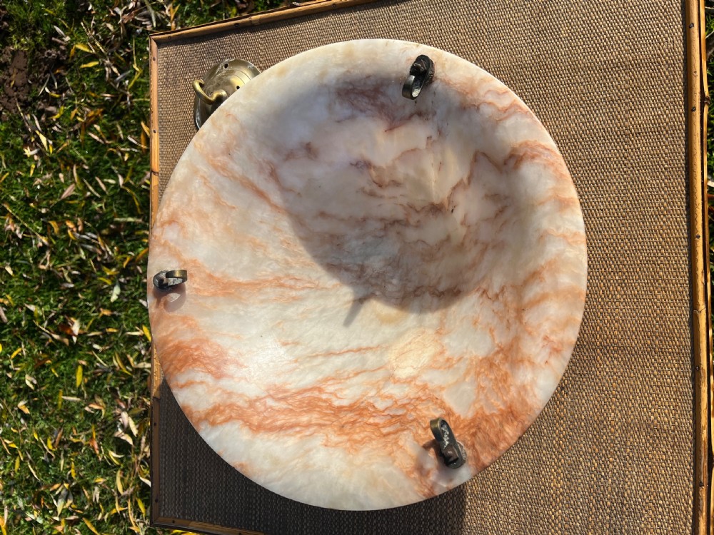 Alabaster pendant light View IV