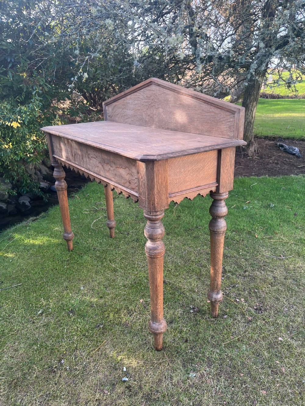 Oak console table  View X
