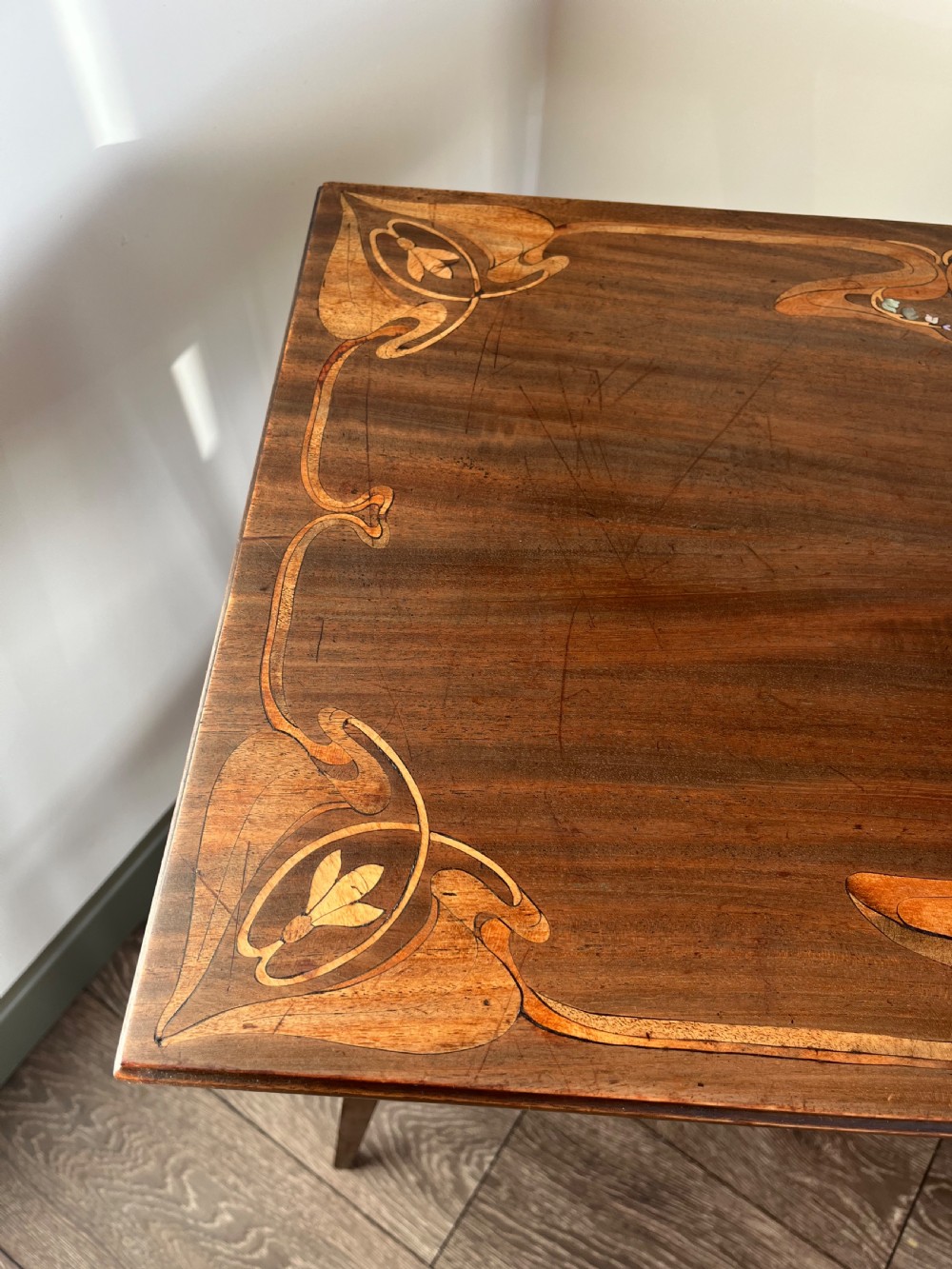 Art nouveau lamp table  View VIII
