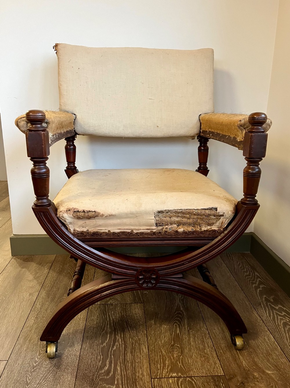 Cross frame open armchair  View II