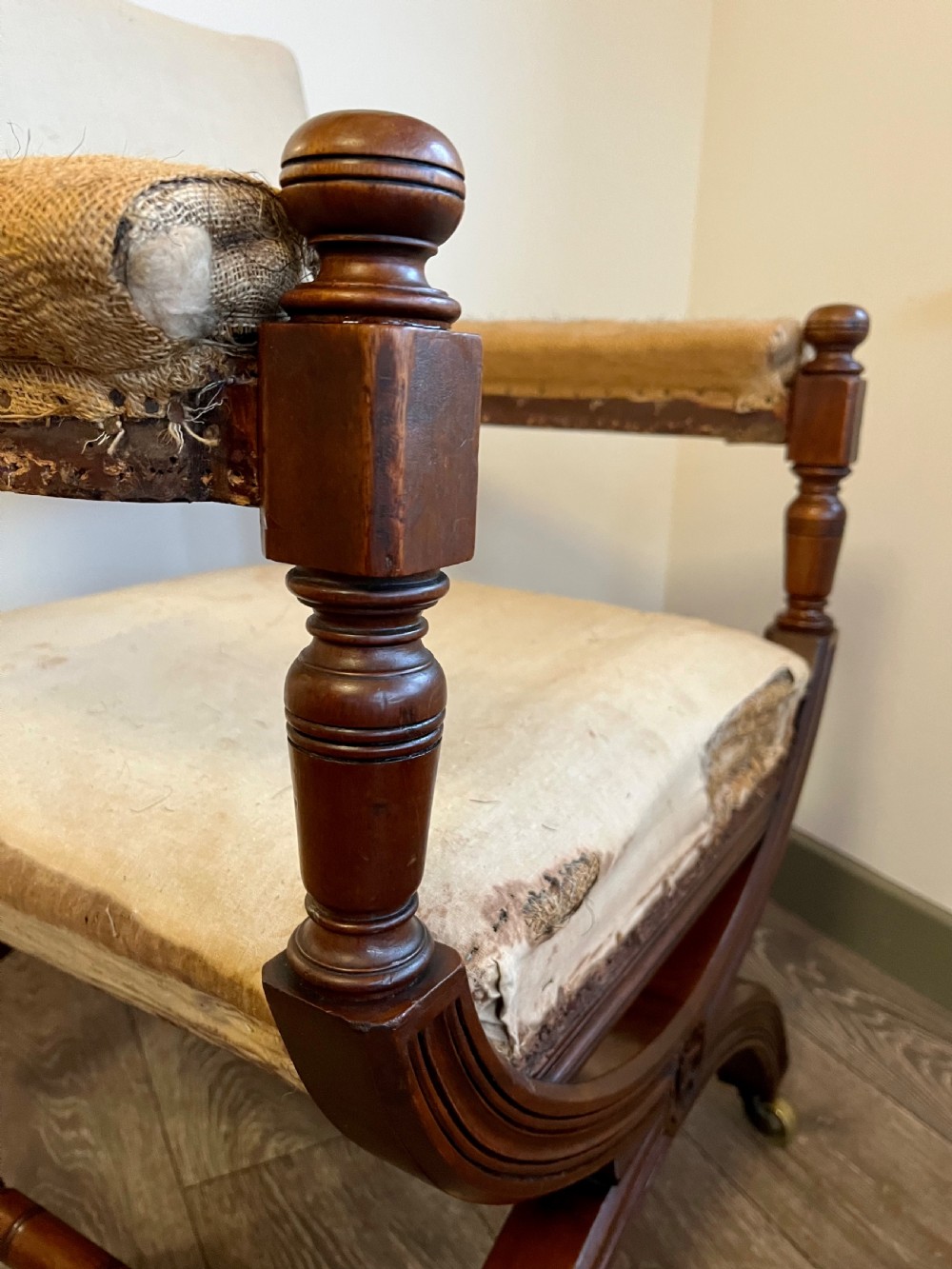 Cross frame open armchair  View VIII