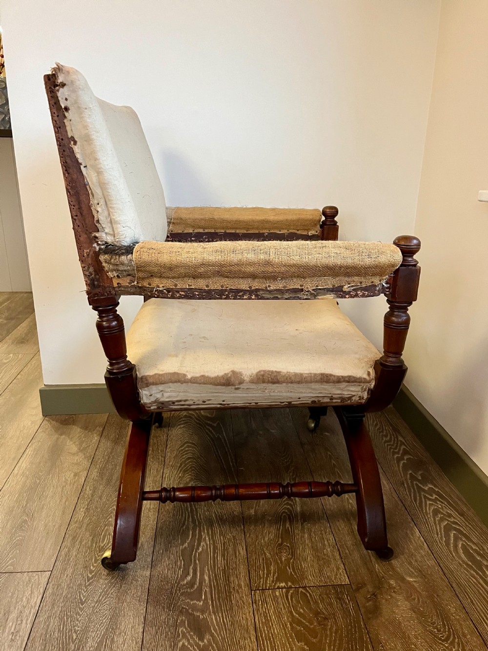 Cross frame open armchair  View IX