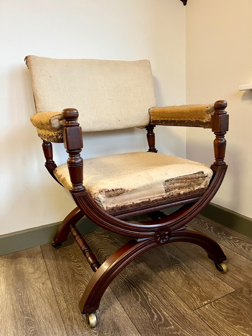 Cross frame open armchair  View XII
