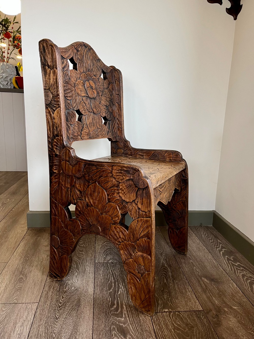 Liberty Anglo Japanese chair View II