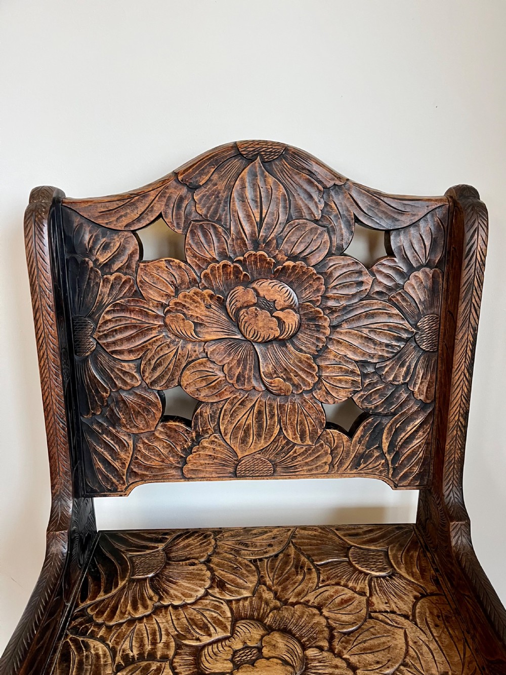Liberty Anglo Japanese chair View V