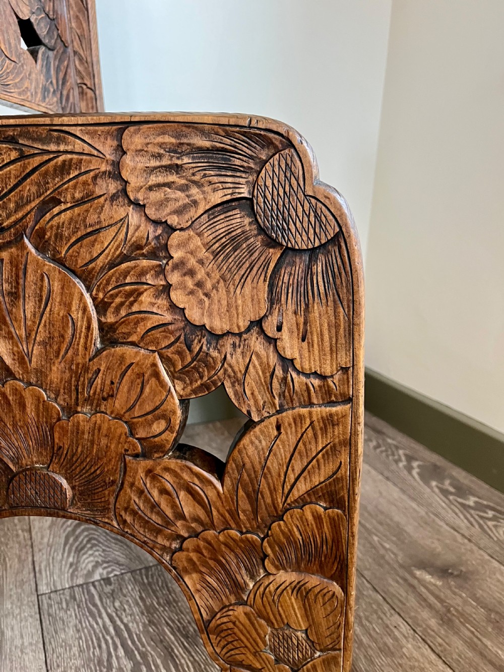 Liberty Anglo Japanese chair View VII