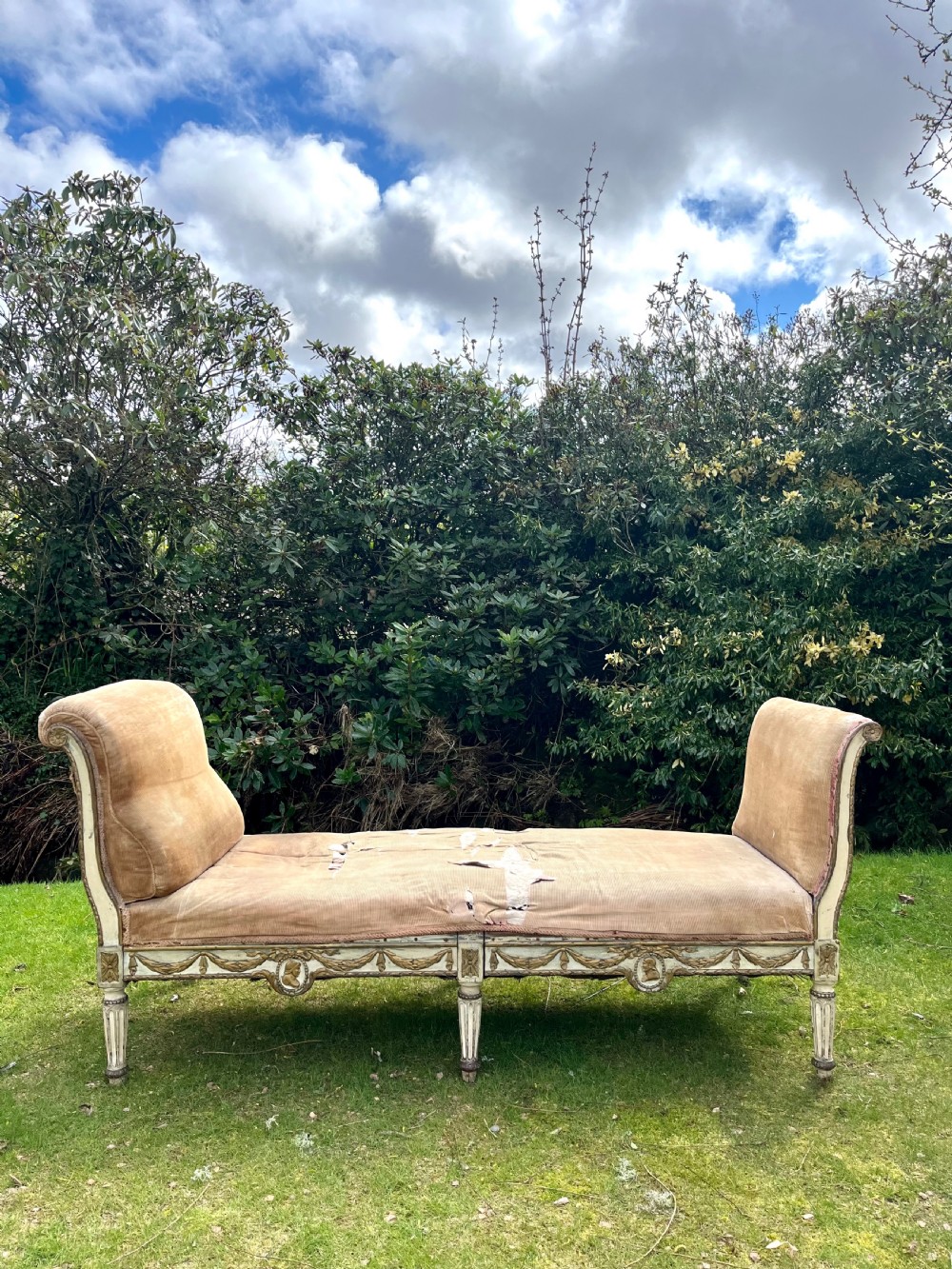 French parcel gilt window seat