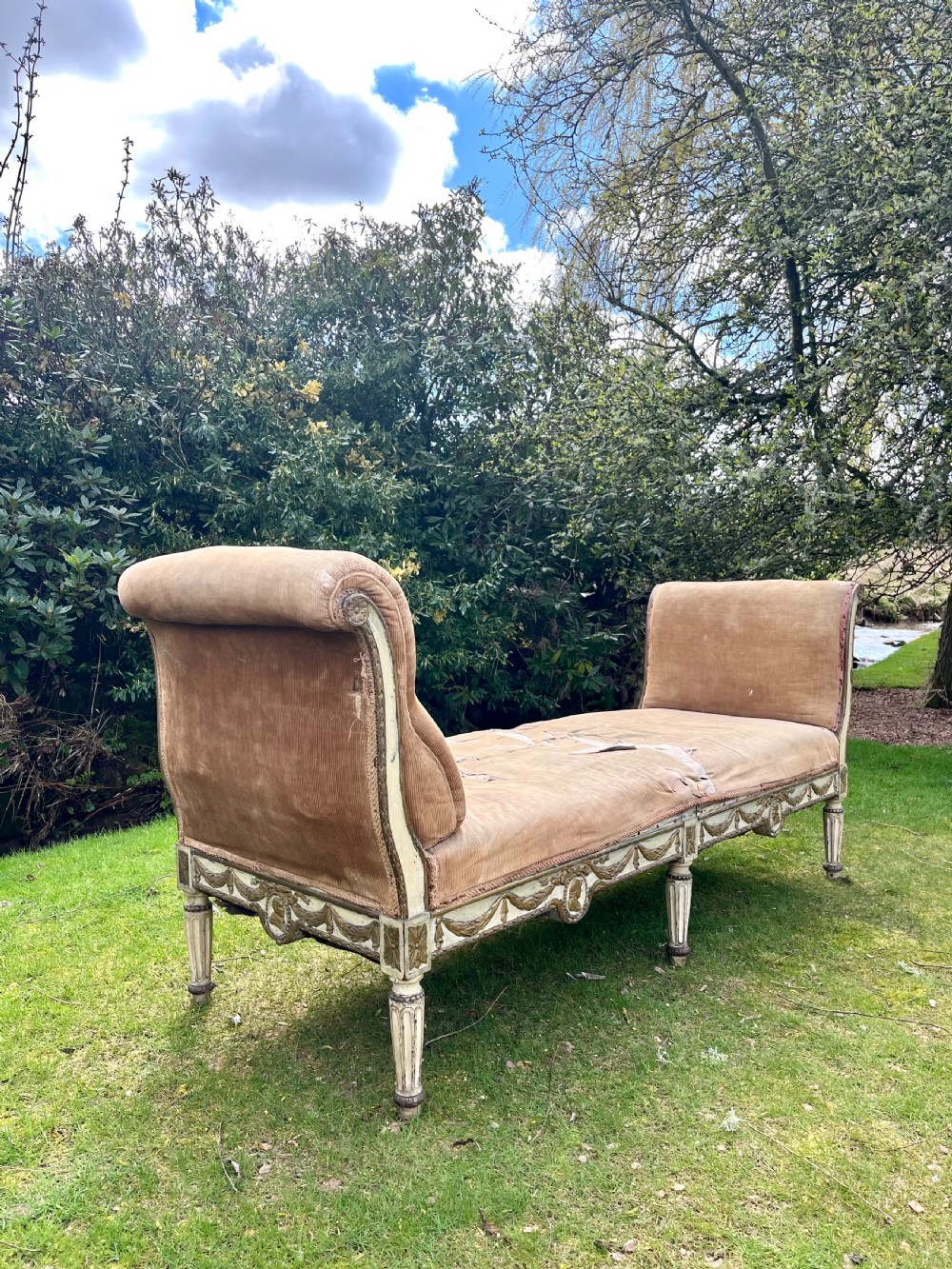 French parcel gilt window seat View II