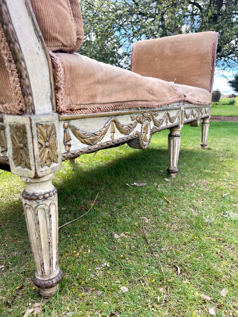 French parcel gilt window seat View IV